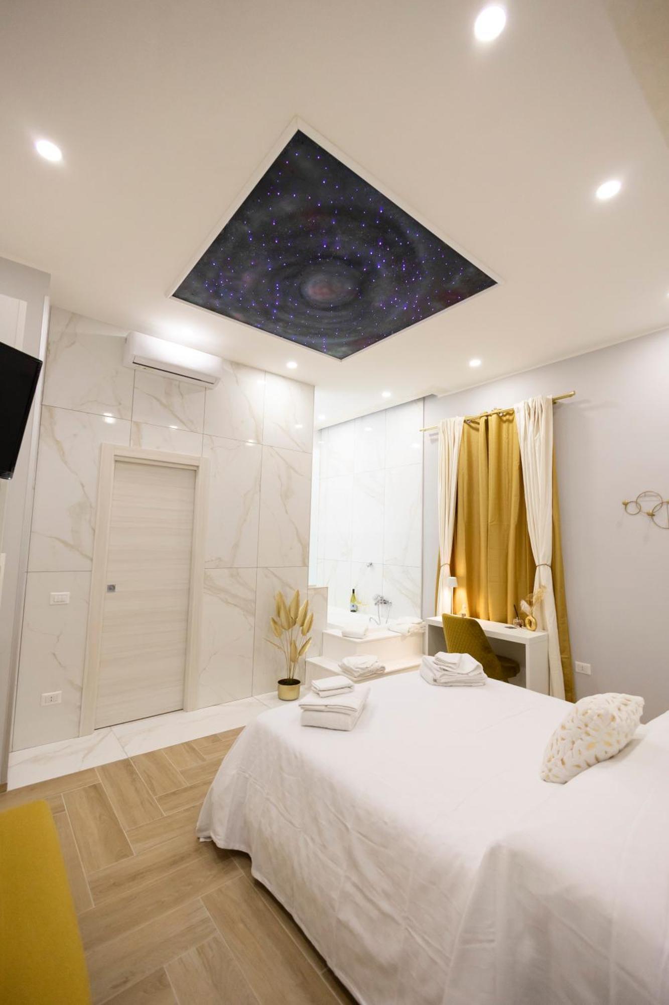 Enchanting Suites Salerno Esterno foto