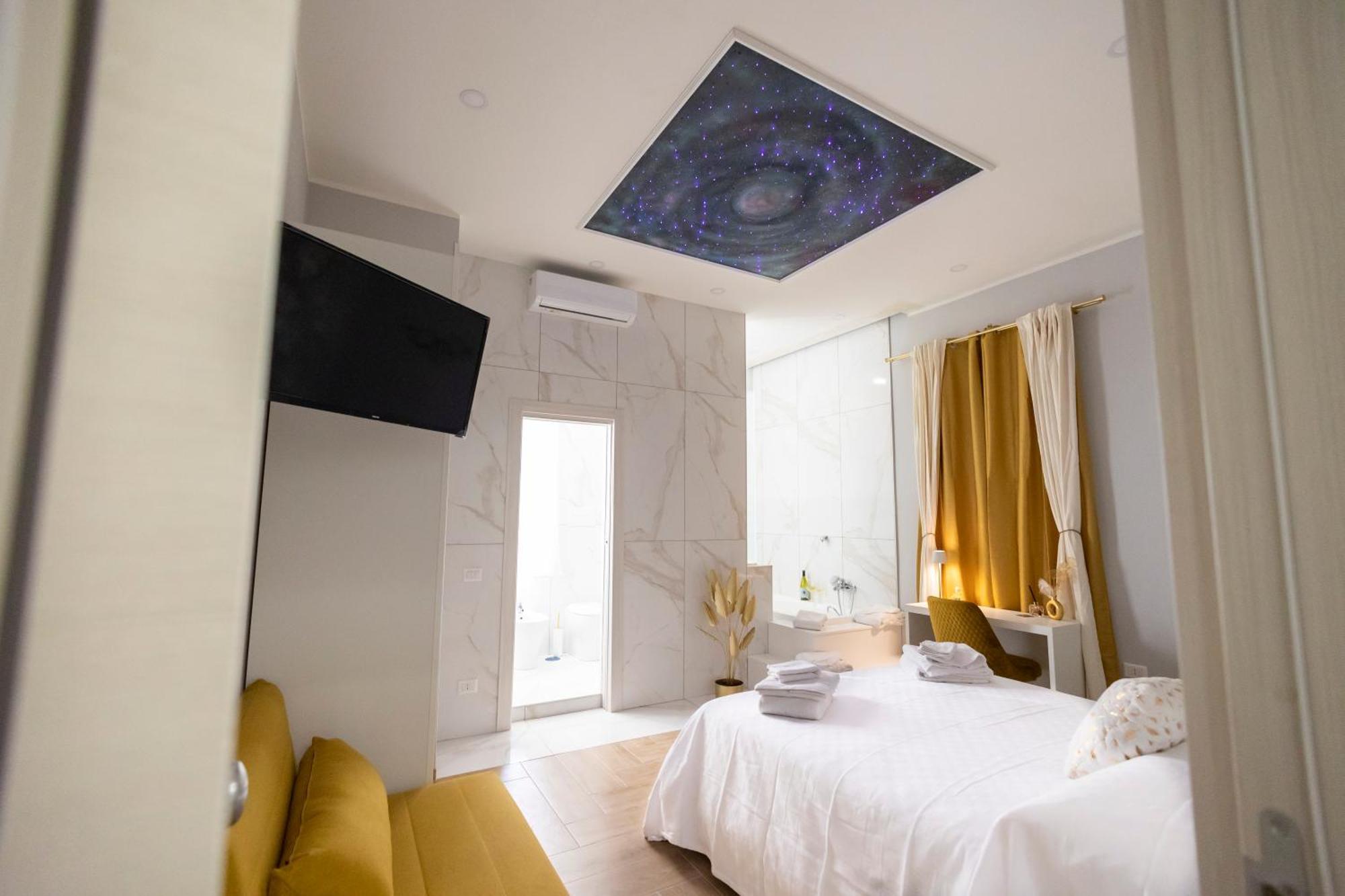Enchanting Suites Salerno Esterno foto