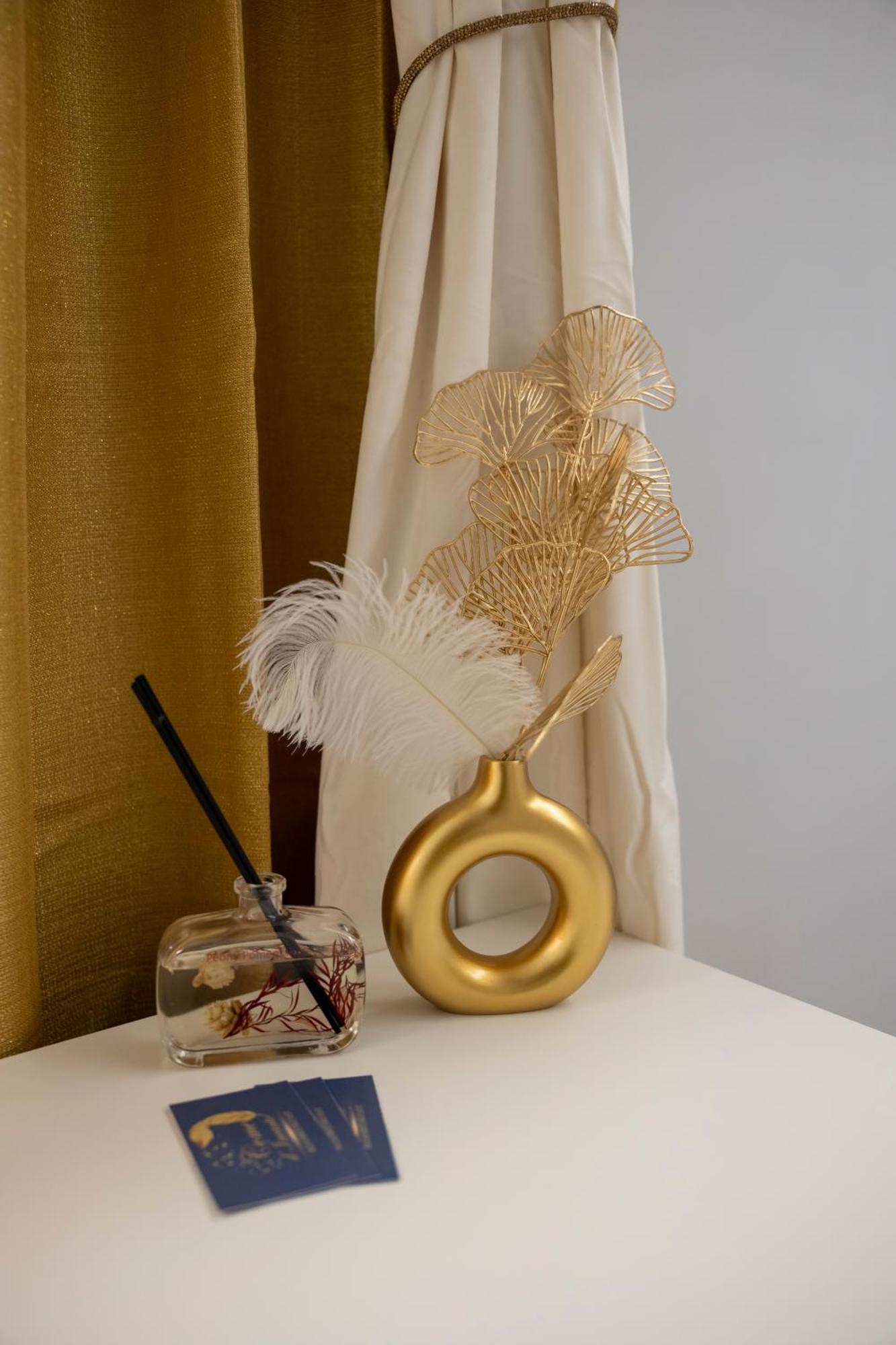 Enchanting Suites Salerno Esterno foto